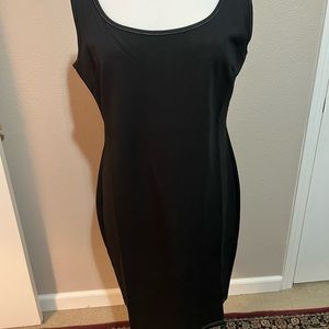 Sleeveless black dress size 16 NWT